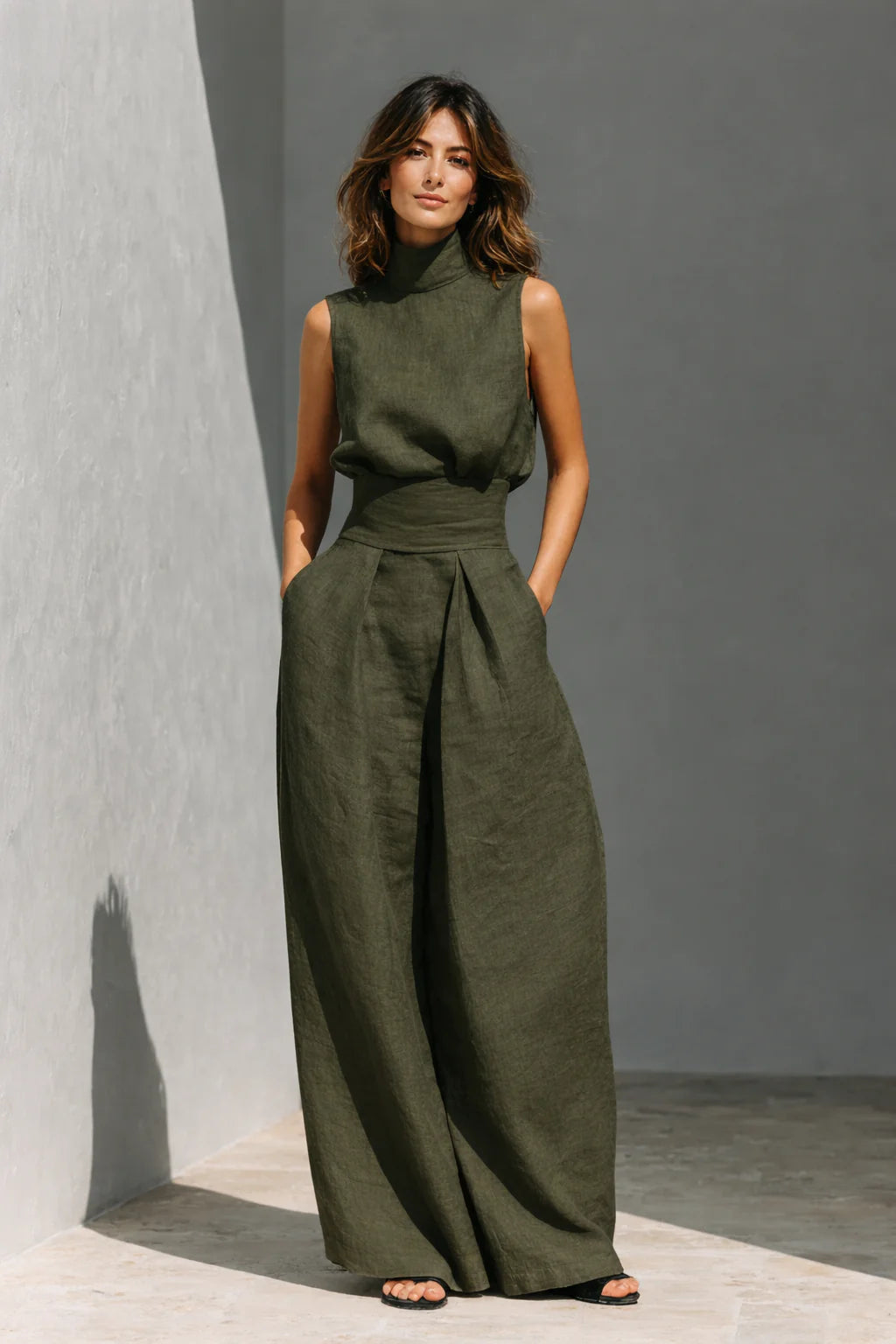 Maria | Conjunto minimalista de camiseta sin mangas y pantalón de pierna ancha de algodón y lino para mujer
