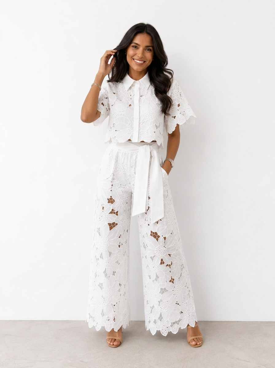 Alba | Conjunto elegante calado con cinturón